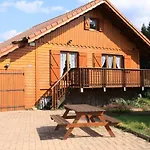 Апарт-отель Gite Roche Des Ducs Piscine Toute L'Annee, Spa Sauna Hammam Acces Illimite Rochesson