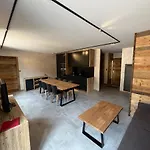 Gite Roche Des Ducs Piscine Toute L'Annee, Spa Sauna Hammam Acces Illimite Апарт-отель