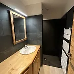 Gite Roche Des Ducs Piscine Toute L'Annee, Spa Sauna Hammam Acces Illimite Апарт-отель Rochesson