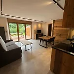 Апарт-отель Gite Roche Des Ducs Piscine Toute L'Annee, Spa Sauna Hammam Acces Illimite