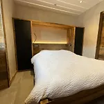 Апарт-отель Gite Roche Des Ducs Piscine Toute L'Annee, Spa Sauna Hammam Acces Illimite