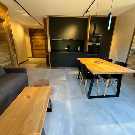 Aparthotel Roche Des Ducs Avec Piscine Toute L'annee, Spa, Sauna, Hammam *