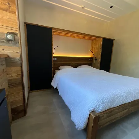 Roche Des Ducs Avec Piscine Toute L'annee, Spa, Sauna, Hammam *