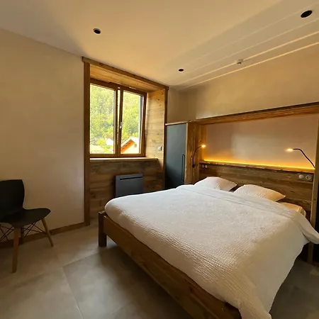 Roche Des Ducs Avec Piscine Toute L'annee, Spa, Sauna, Hammam Apart-hotel Rochesson