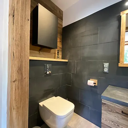 Roche Des Ducs Avec Piscine Toute L'année, Spa, Sauna, Hammam