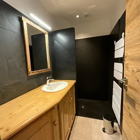 Apartahotel Roche Des Ducs Avec Piscine Toute L'année, Spa, Sauna, Hammam Rochesson