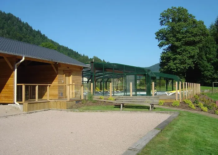 Roche Des Ducs Avec Piscine Toute L'annee, Spa, Sauna, Hammam Rochesson