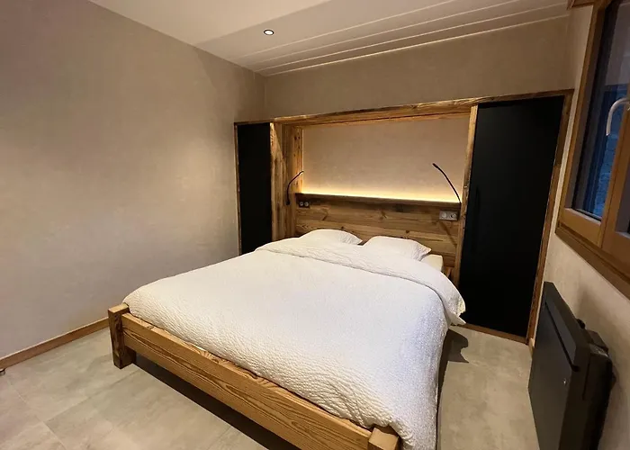 Aparthotel Roche Des Ducs Avec Piscine Toute L'annee, Spa, Sauna, Hammam