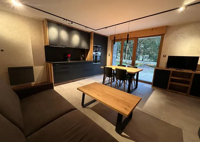 Roche Des Ducs Avec Piscine Toute L'annee, Spa, Sauna, Hammam