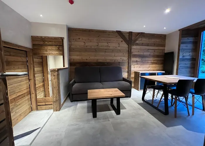 Aparthotel Roche Des Ducs Avec Piscine Toute L'annee, Spa, Sauna, Hammam Rochesson