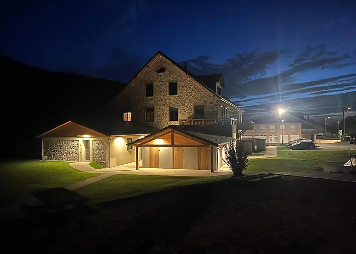 Roche Des Ducs Avec Piscine Toute L'annee, Spa, Sauna, Hammam Aparthotel Rochesson