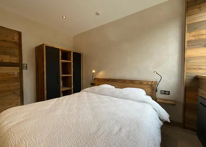 Roche Des Ducs Avec Piscine Toute L'annee, Spa, Sauna, Hammam 4* Rochesson