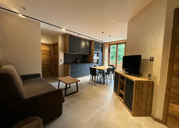 Roche Des Ducs Avec Piscine Toute L'annee, Spa, Sauna, Hammam 4*