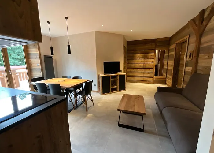 Roche Des Ducs Avec Piscine Toute L'annee, Spa, Sauna, Hammam