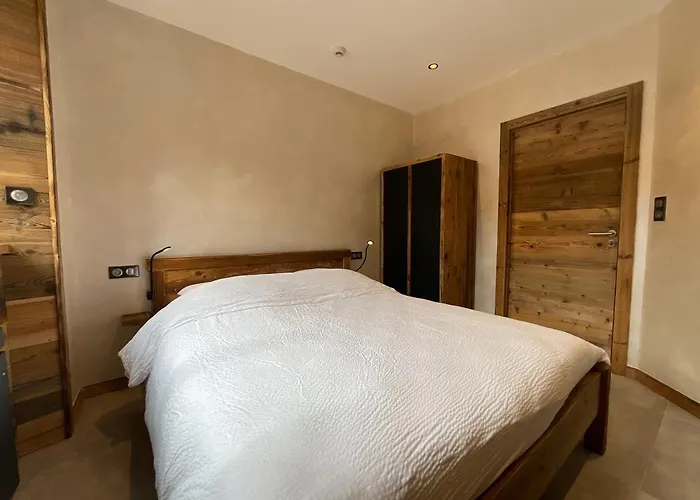 Roche Des Ducs Avec Piscine Toute L'annee, Spa, Sauna, Hammam 아파트호텔 Rochesson