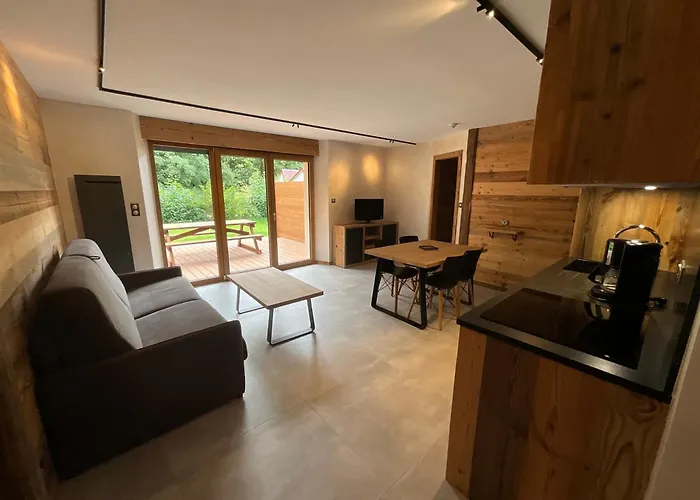 Aparthotel Roche Des Ducs Avec Piscine Toute L'annee, Spa, Sauna, Hammam