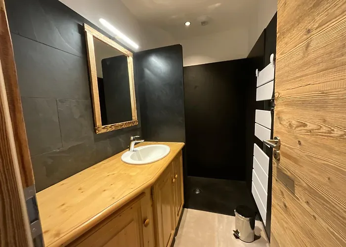 아파트호텔 Roche Des Ducs Avec Piscine Toute L'annee, Spa, Sauna, Hammam Rochesson