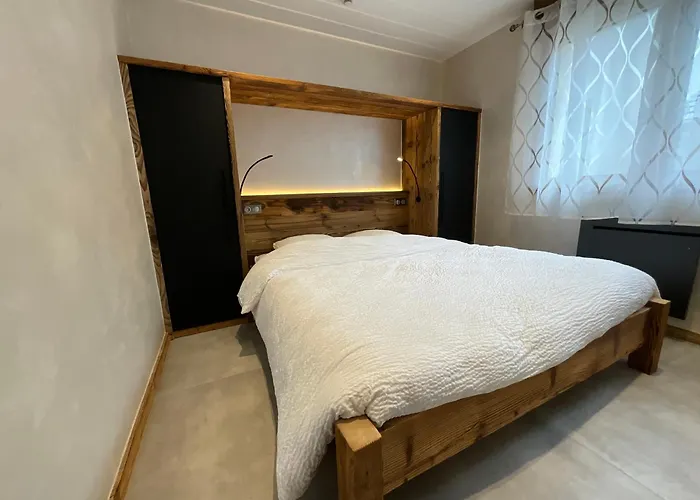 Roche Des Ducs Avec Piscine Toute L'annee, Spa, Sauna, Hammam 아파트호텔 Rochesson