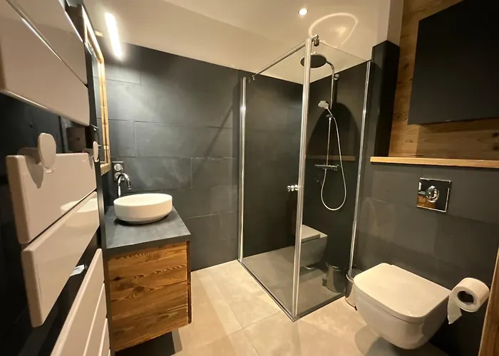 아파트호텔 Roche Des Ducs Avec Piscine Toute L'annee, Spa, Sauna, Hammam 4*