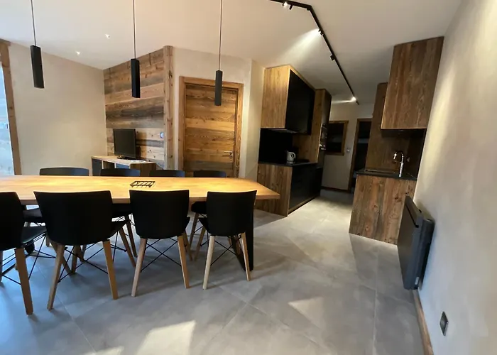 Roche Des Ducs Avec Piscine Toute L'annee, Spa, Sauna, Hammam Rochesson