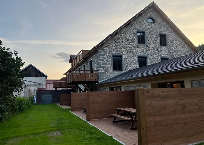 Roche Des Ducs Avec Piscine Toute L'annee, Spa, Sauna, Hammam 아파트호텔 4*