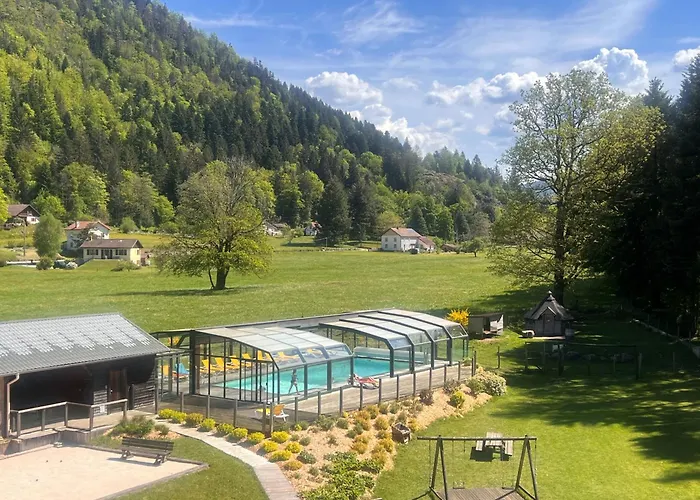 Roche Des Ducs Avec Piscine Toute L'annee, Spa, Sauna, Hammam 아파트호텔 Rochesson